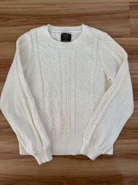 Abercrombie & Fitch Ivory Cable Knit Pullover